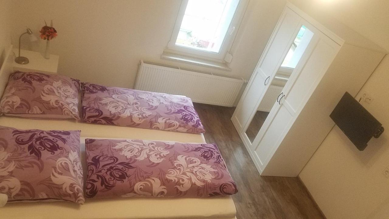 Ferienwohnung Sonnenschein Rheinhausen Exterior foto